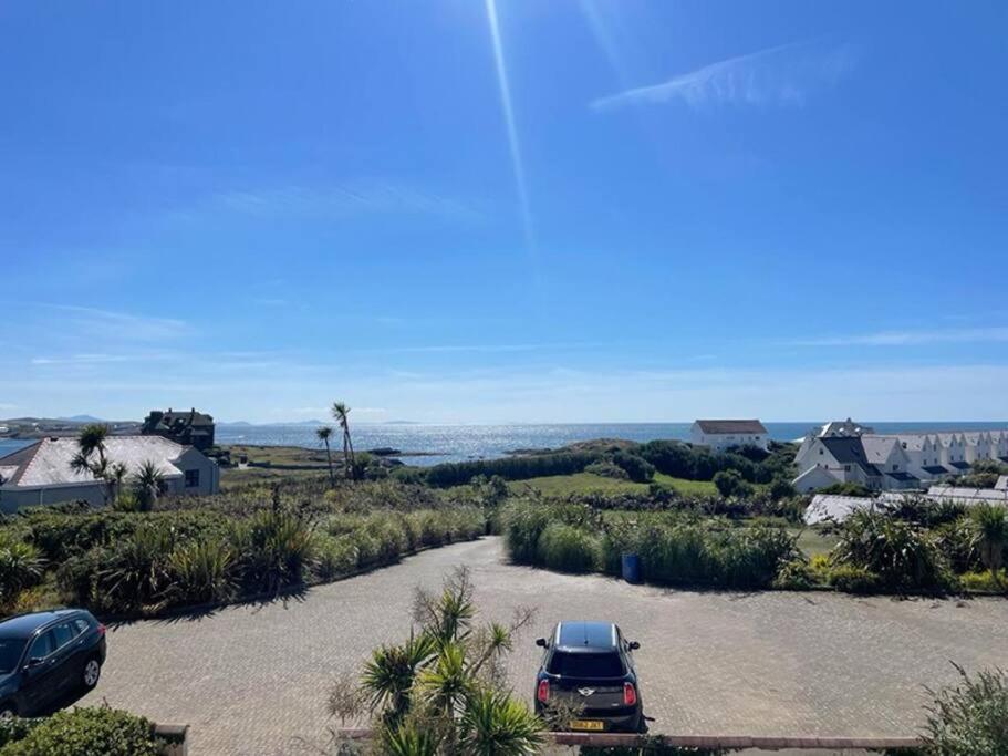 Lagoon View - Sea View- Pet Friendly - 2 Bed Apt - En-Suite Trearddur Buitenkant foto