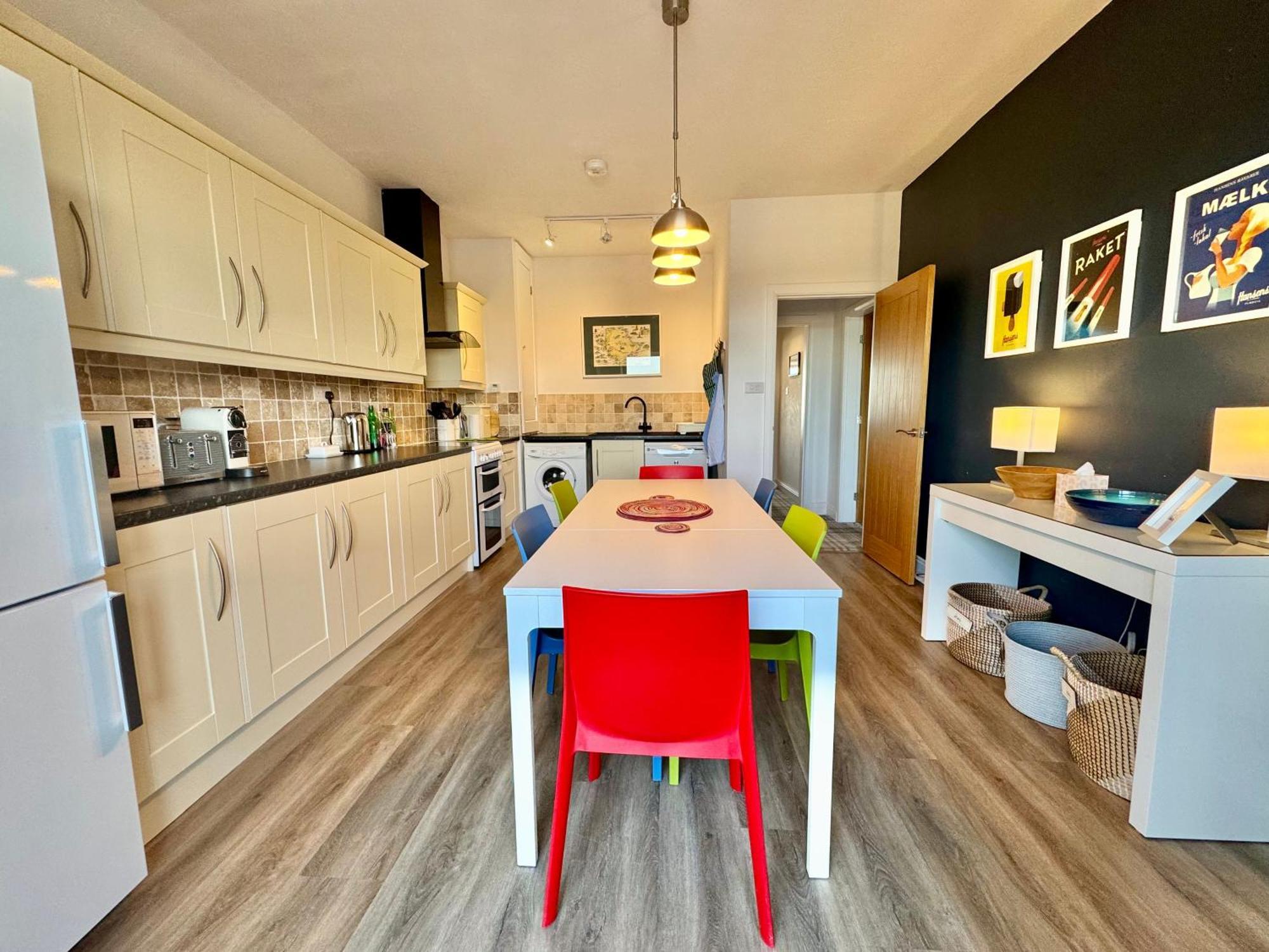 Lagoon View - Sea View- Pet Friendly - 2 Bed Apt - En-Suite Trearddur Buitenkant foto