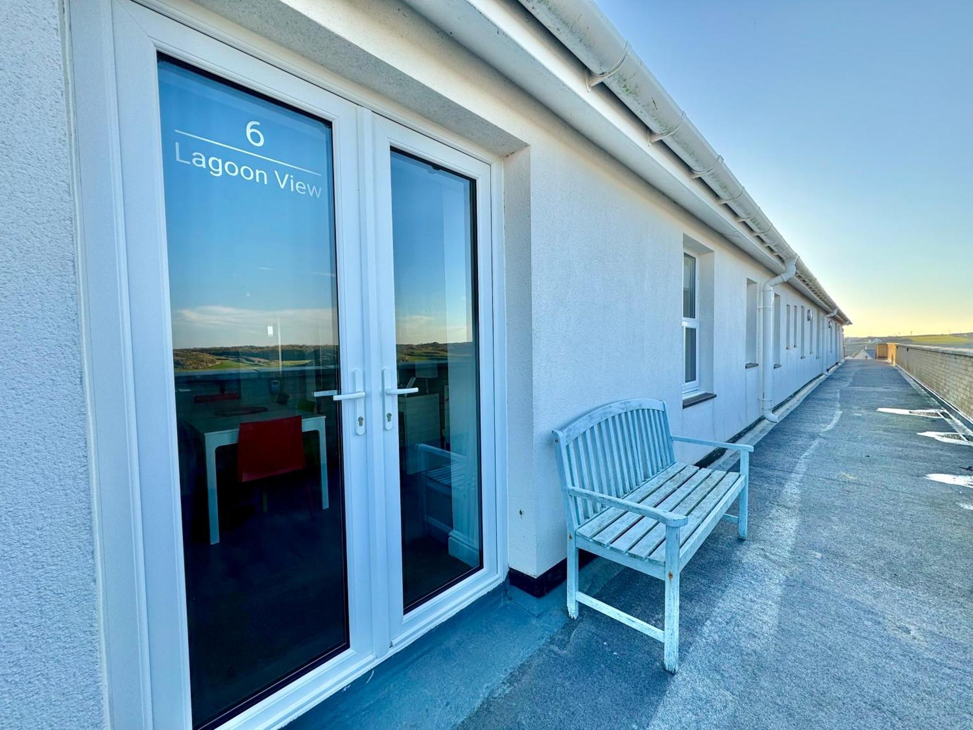 Lagoon View - Sea View- Pet Friendly - 2 Bed Apt - En-Suite Trearddur Buitenkant foto