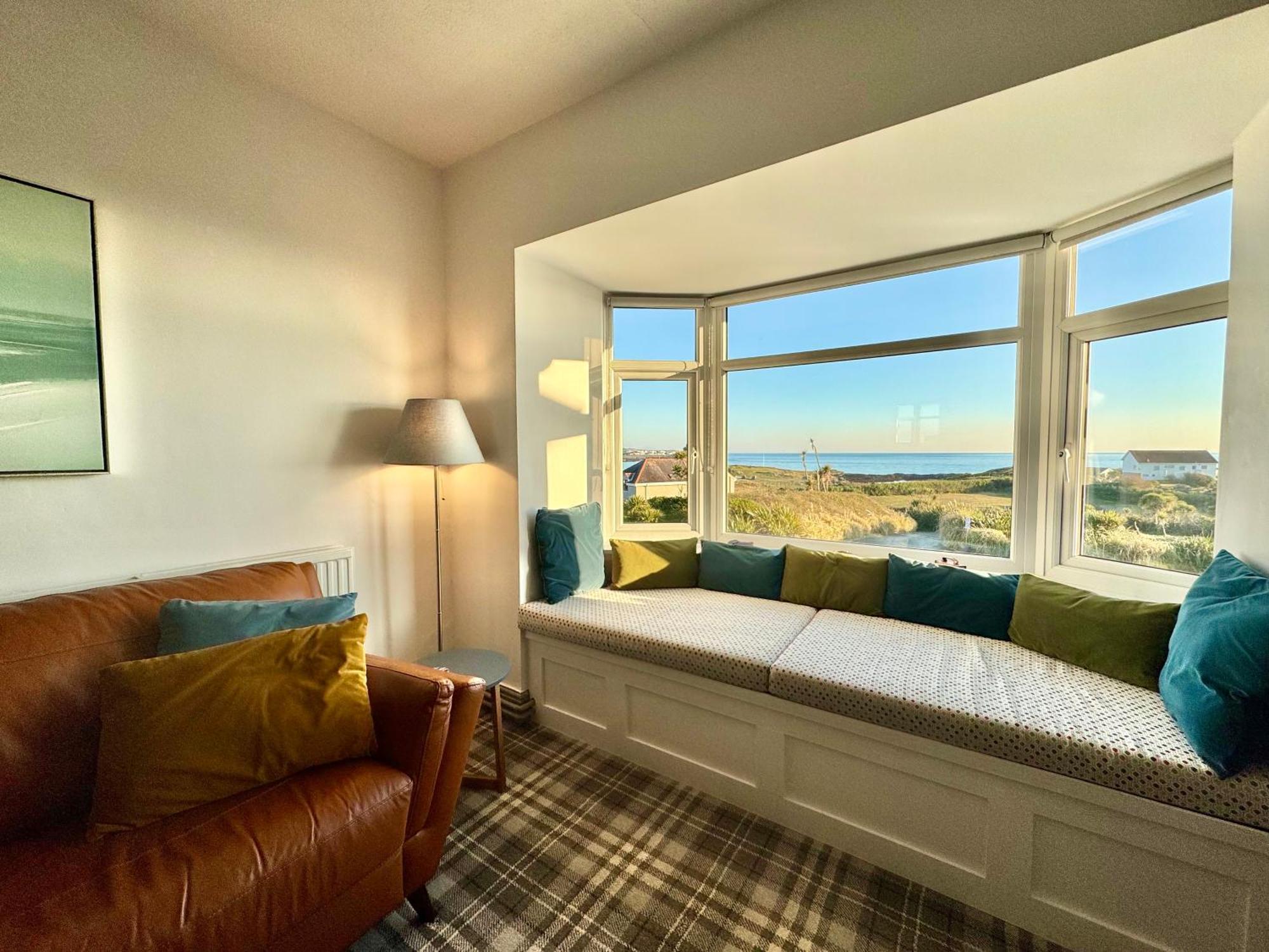 Lagoon View - Sea View- Pet Friendly - 2 Bed Apt - En-Suite Trearddur Buitenkant foto