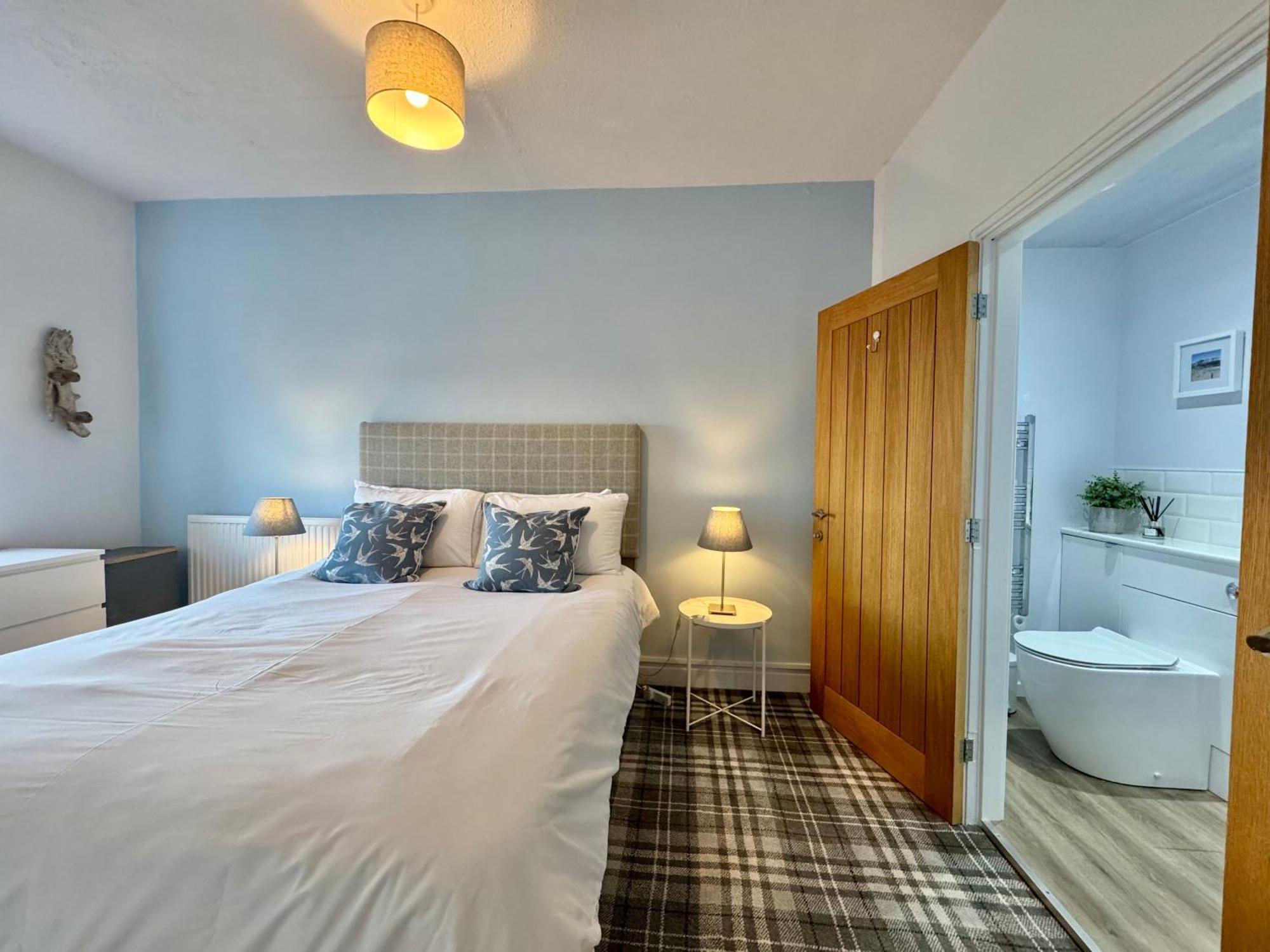 Lagoon View - Sea View- Pet Friendly - 2 Bed Apt - En-Suite Trearddur Buitenkant foto